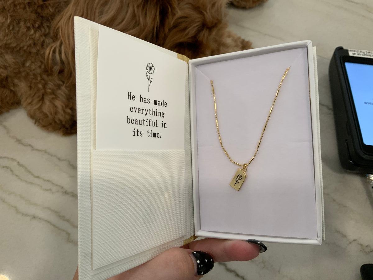 Flower Gold Necklace