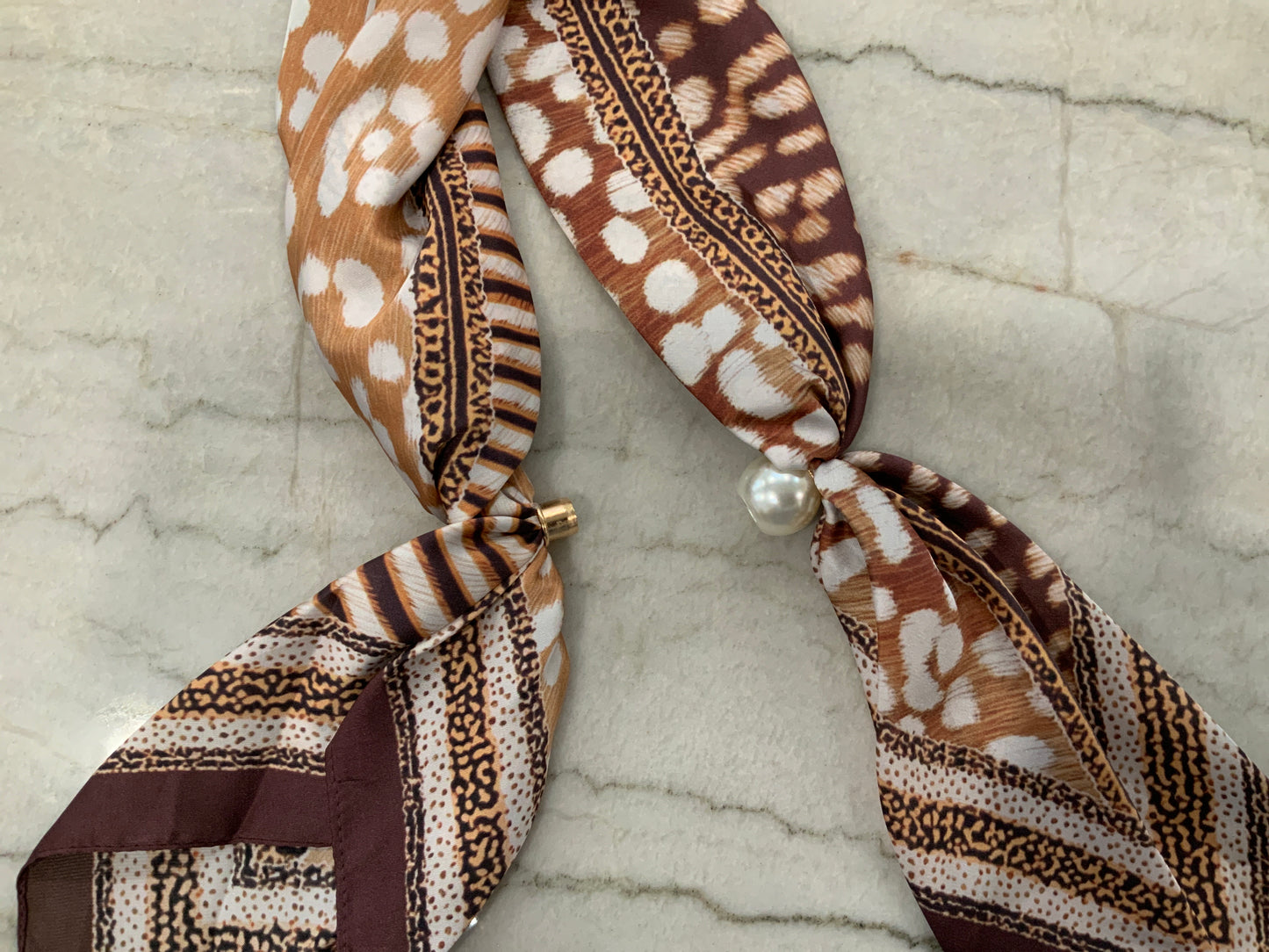 Ready-to-Wear Animal print Magnetic Scarf