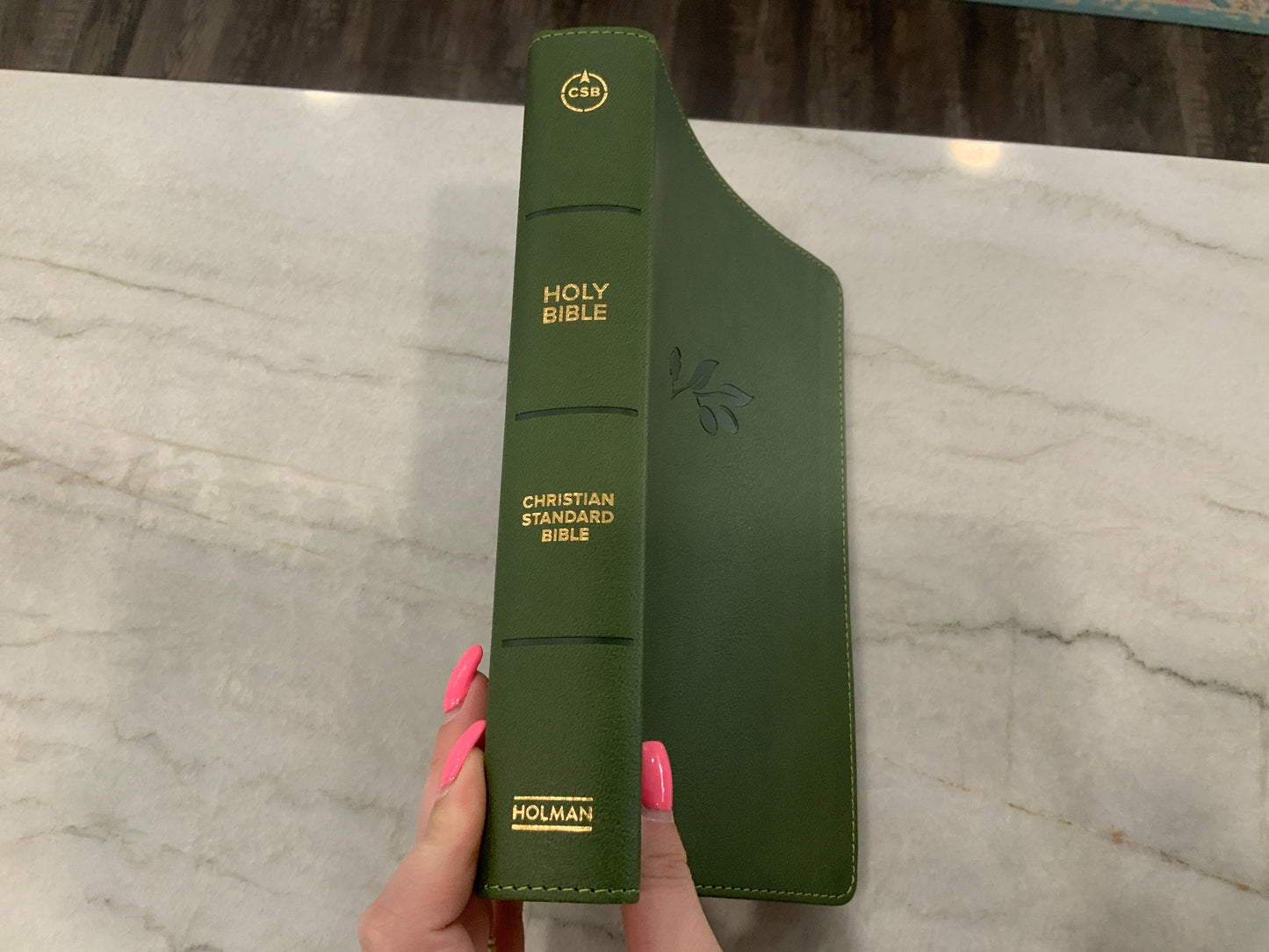 Ruth Olive CSB Bible