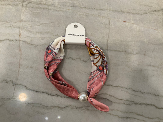 Small Pink Magnetic scarf
