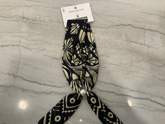 Ready to wear Black & Cream Magnetic Scarf