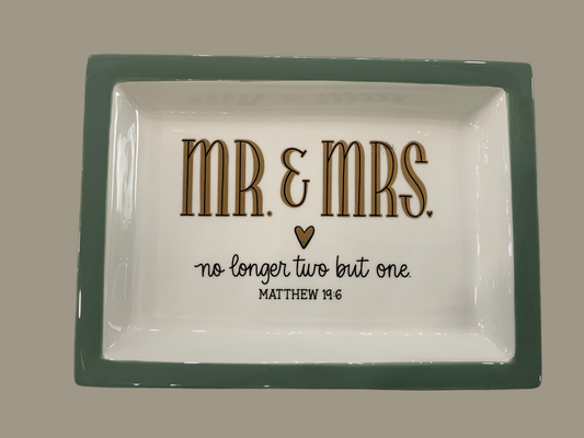 Mr & Mrs No longer two Tray