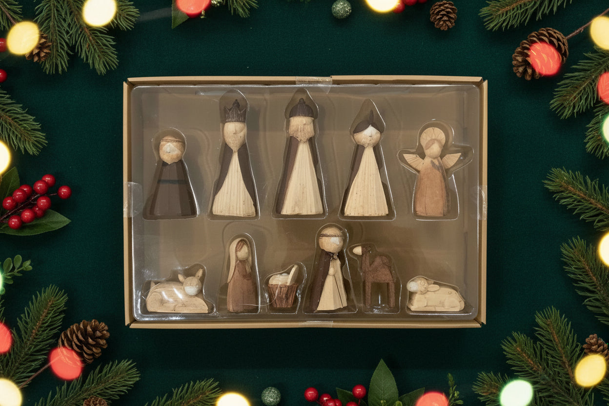 Resin Nativity Wood Finished