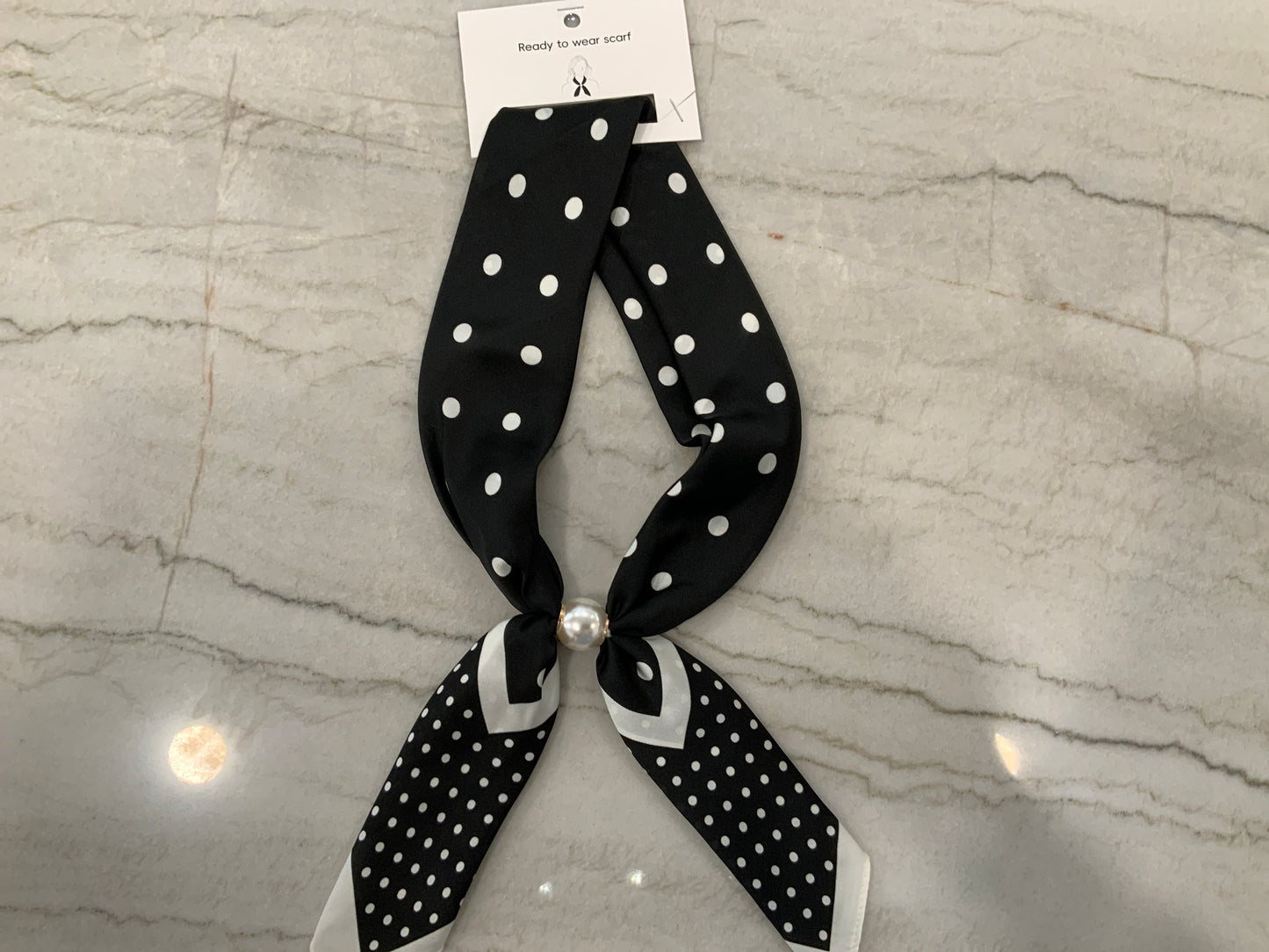 Ready-to-wear polka-dot magnetic Scarf