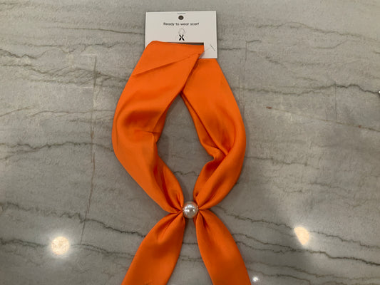 Ready-to-wear orange Magnetic scarf
