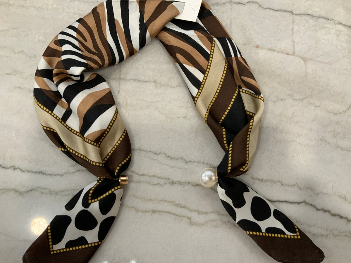 Zebra ready-to-wear Magnetic Scarf