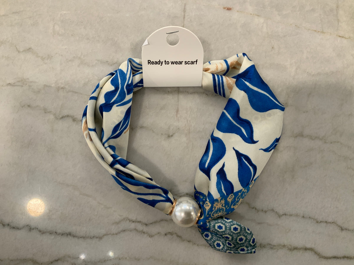 Small Blue/white Magnetic Scarf