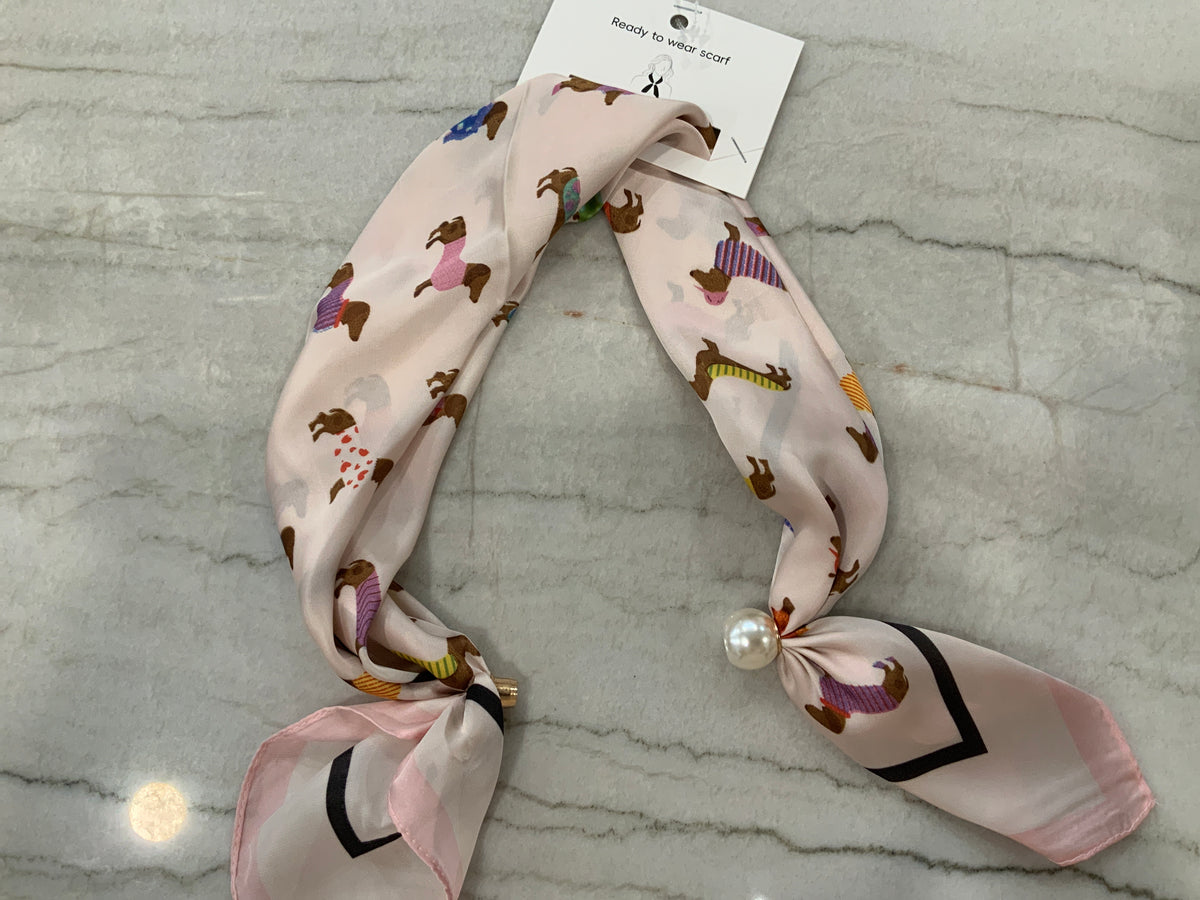 Tiny pink Weenie dog Magnetic Scarf