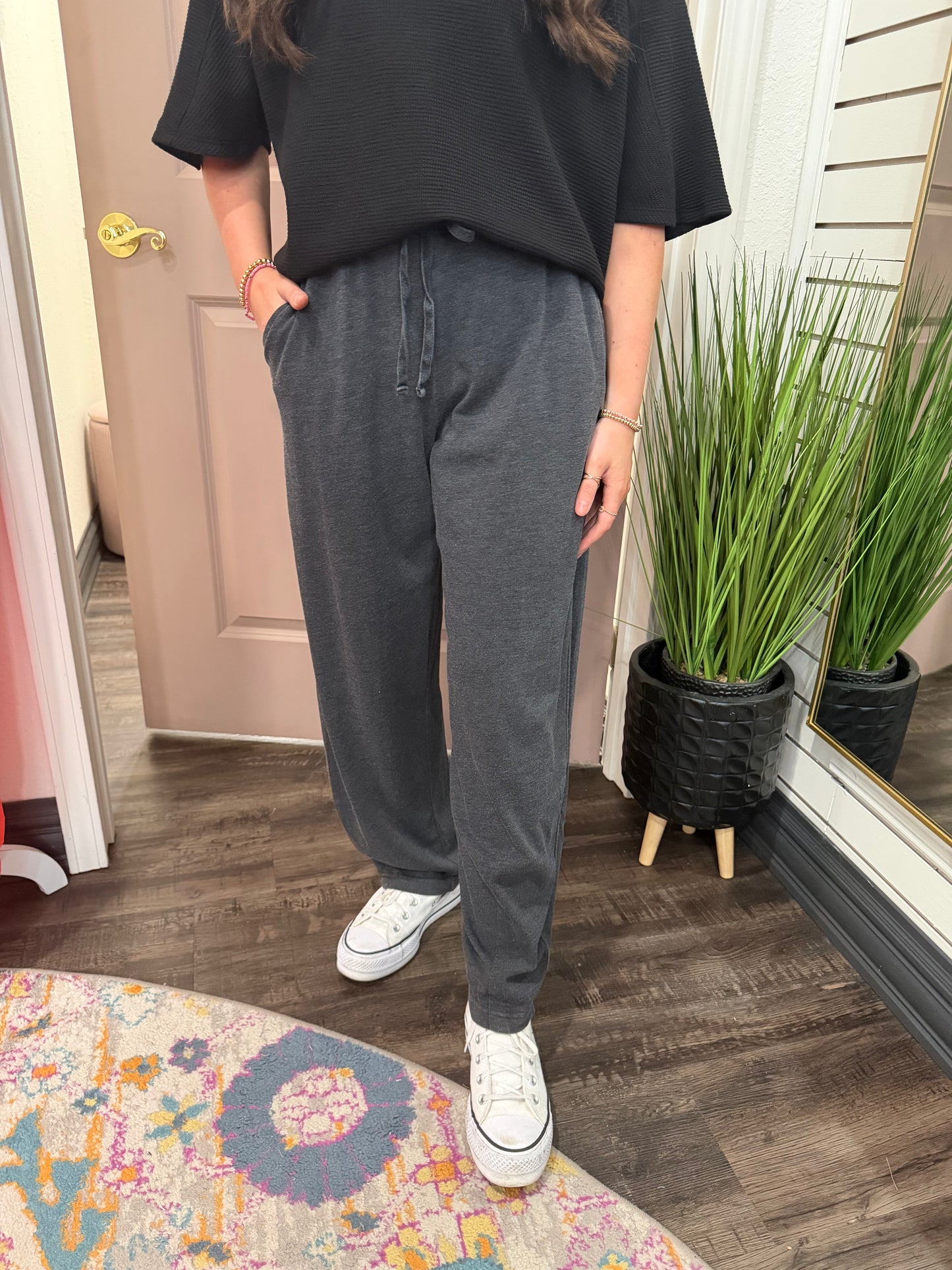 On Repeat Black Barrel Pants (117)