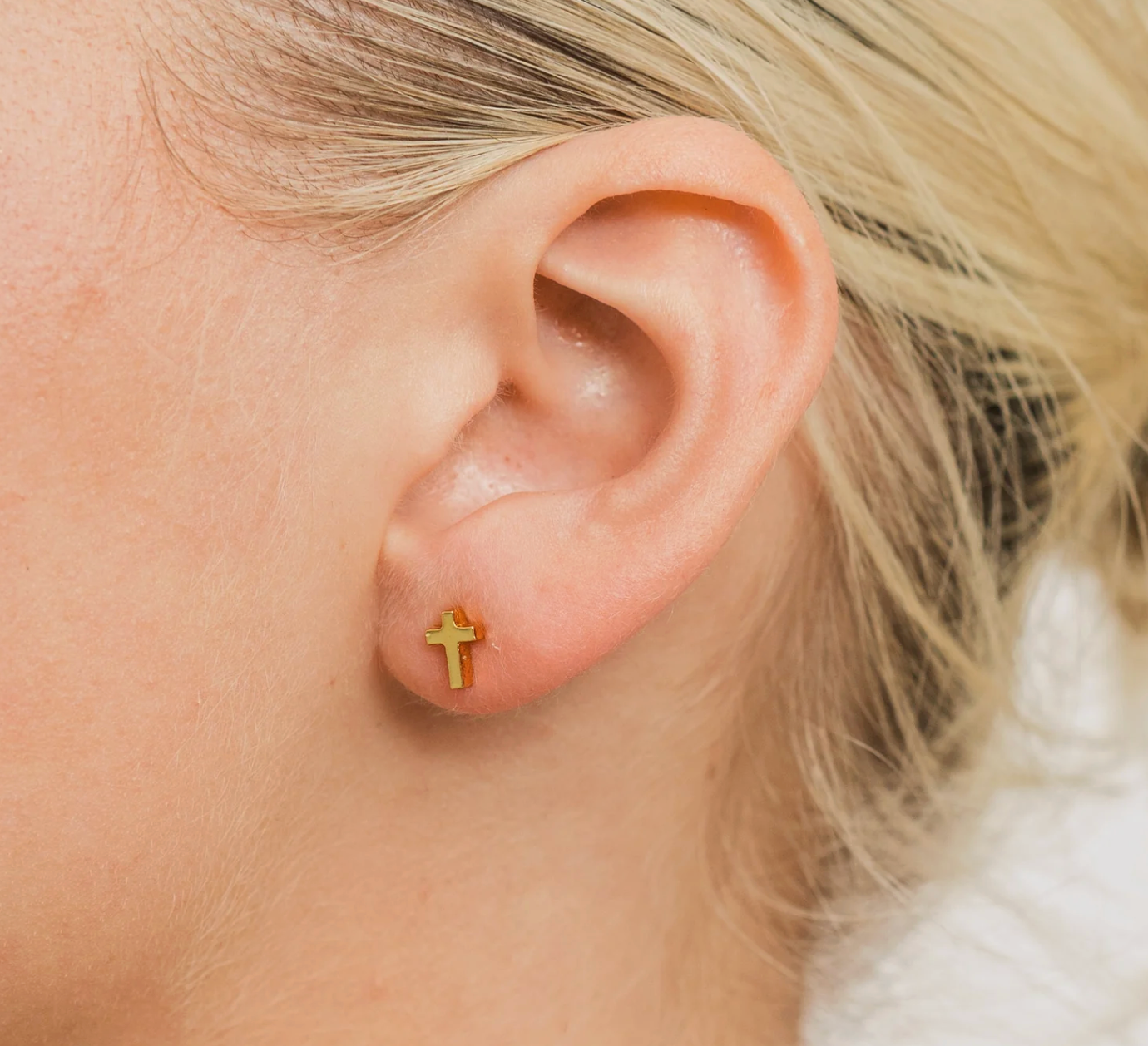 Cross Gold Studs