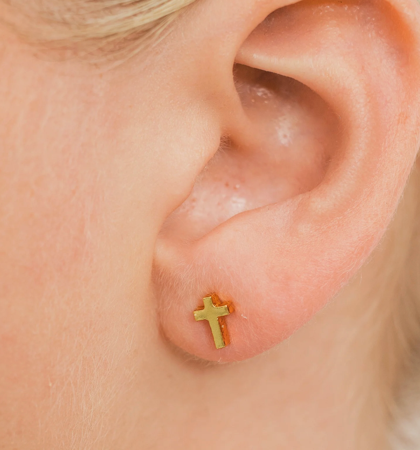 Cross Gold Studs