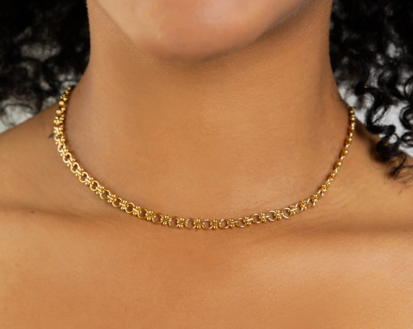 Gold Circle Link Necklace